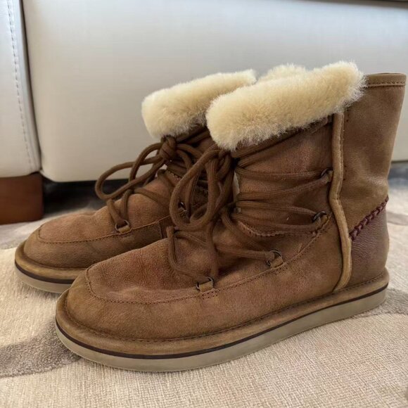 Ugg Australia Women Lodge Leather Sheepskin Lace UpBoots Shoes Sz 7 - Picture 5 of 8